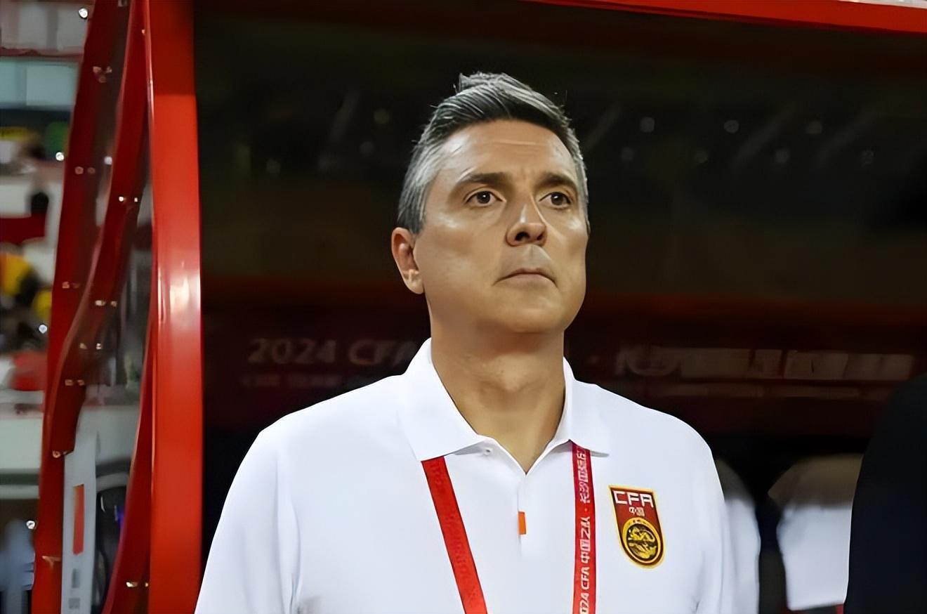 开云体育下载-喜讯！黄博文离开U23国足之后已现身新东家，本赛季将亮相中超